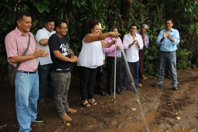 ACUA acompaña celebración por proyecto de abastecimiento de agua